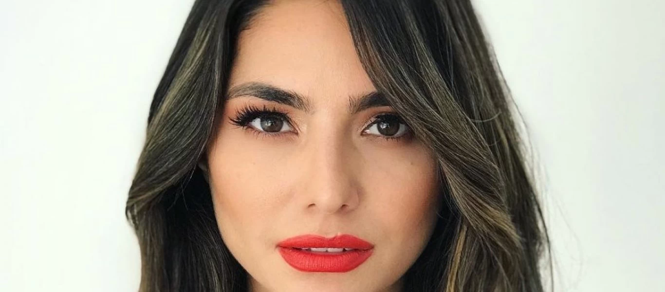 Η Ηλιάνα Παπαγεωργίου topless στο instagram (φωτο)